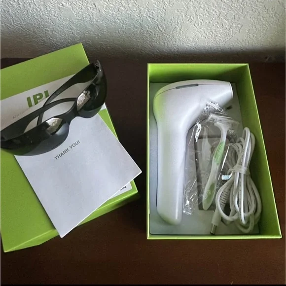 Xsoul Handheld IPL Hair Removal Device At Home Laser Permanent Hair Removal - Picture 5 of 14